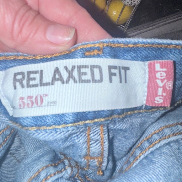 EUC - Levi's 550 36x29 relaxed fit - Picture 5 of 6